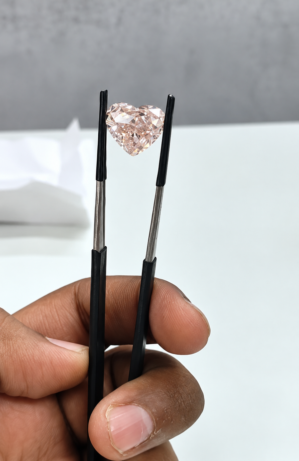 9.05 Ct Heart Cut Vivid Pink Lab Grown Diamond VVS2 IGI Certified Loose Fancy Pink Diamond for Engagement Ring