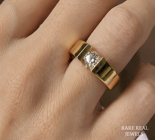 Men's Round Cut Lab Grown Diamond Signet Ring, 14K Yellow Gold Solitaire Ring, Luxury Wedding Band, Statement Ring