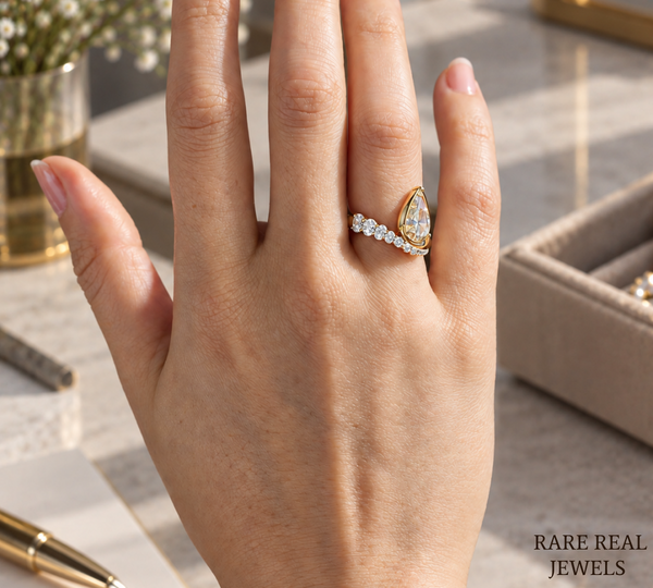 Pear Cut Diamond Engagement Ring, Curved Wedding Band Set, Lab Grown Diamond Ring, Bridal Ring Set Gift for Her