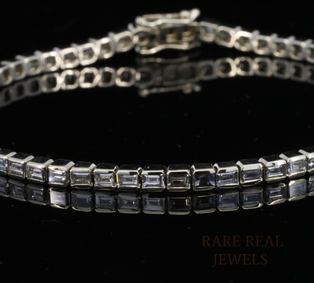 Baguette Diamond Tennis Bracelet | Sleek White Gold Baguette Cut Diamond Bracelet