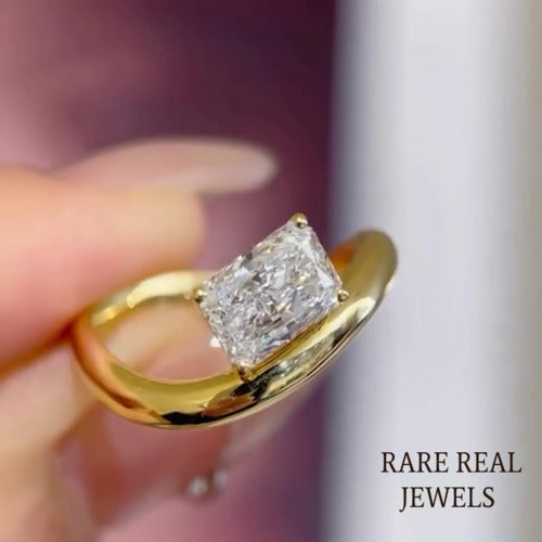 Radiant Cut 1.00 CT Lab Grown Grown Diamond Ring: 10K Yellow Gold Twisted Band