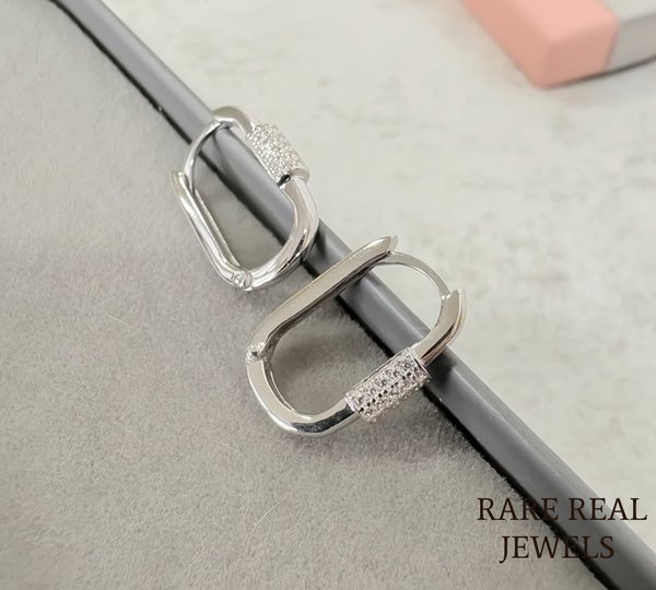 Luxury Oval Link Diamond Hoop Earrings in 14K White Gold – Modern Paperclip Huggie Earrings for Women