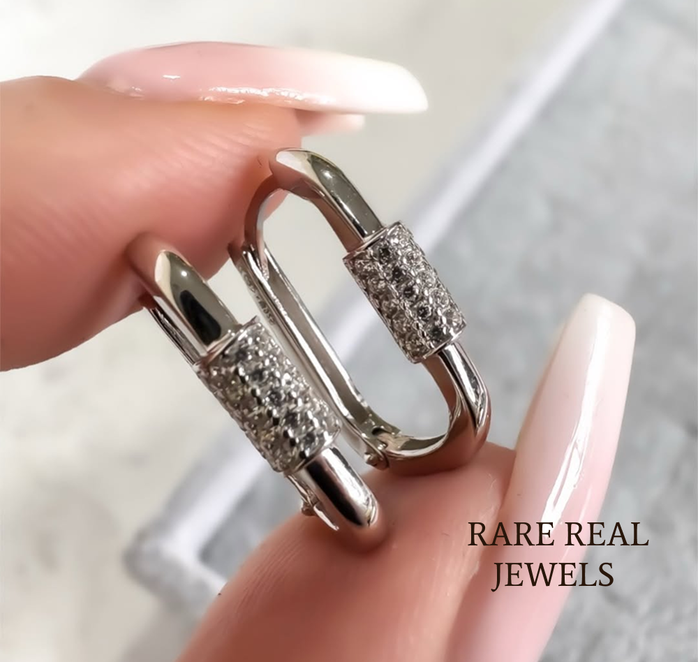 Luxury Oval Link Diamond Hoop Earrings in 14K White Gold – Modern Paperclip Huggie Earrings for Women