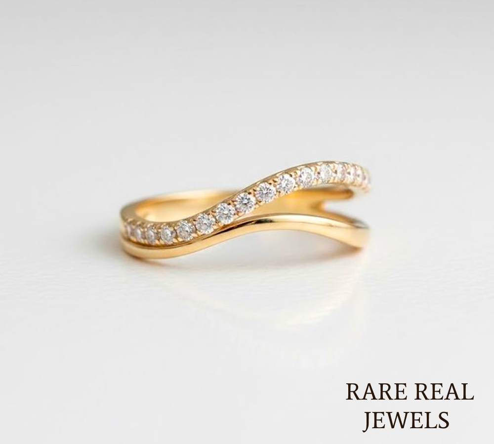 Curved Diamond Wedding Band, 14K Yellow Gold Curved Stacking Ring, Lab Diamond Chevron Ring, Minimalist Bridal Band
