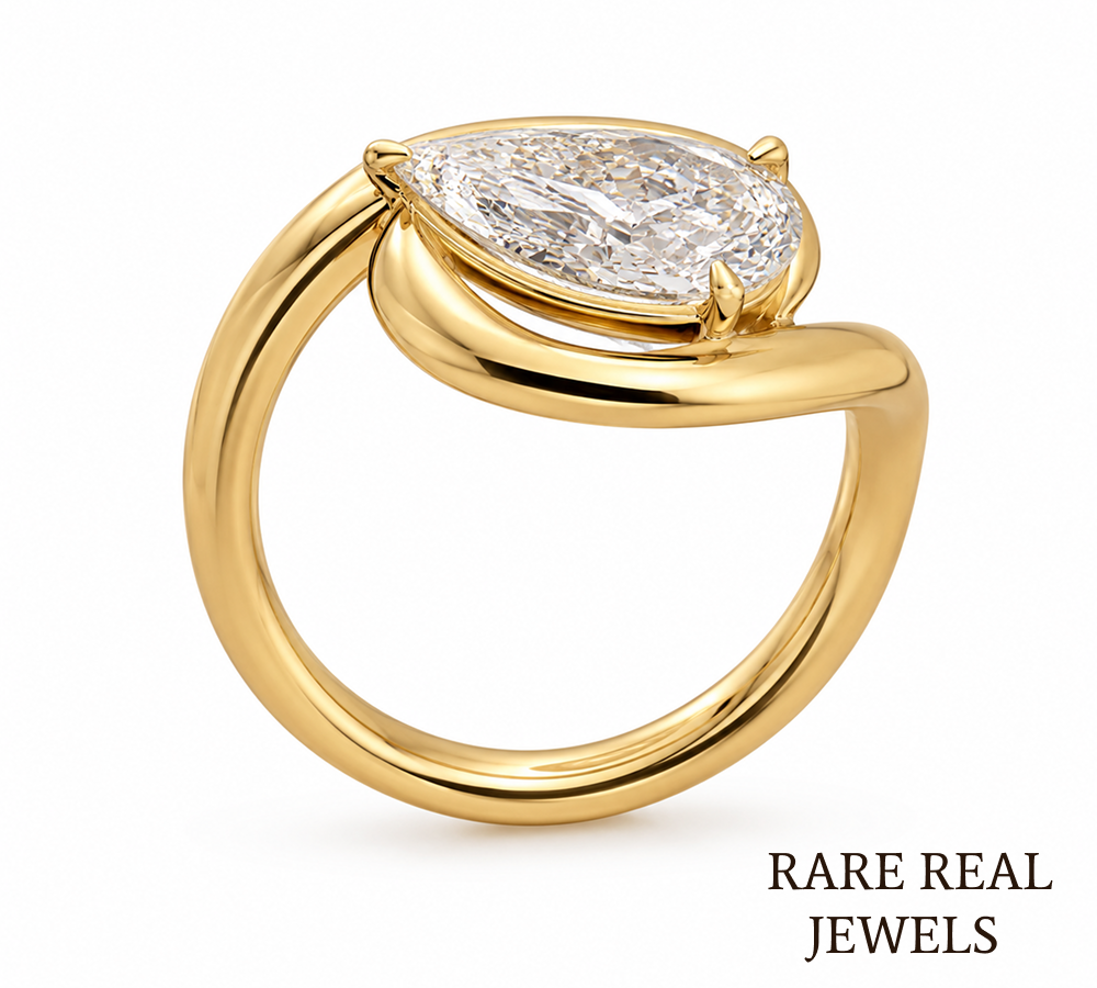Pear Cut Lab Diamond Ring, 14K Yellow Gold Engagement Ring, Unique Teardrop Diamond Ring, Modern Luxury Bridal Jewelry, Statement Ring