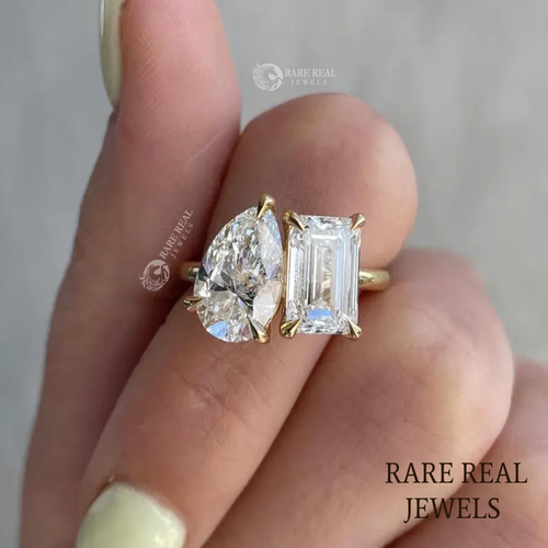 3.50CT Pear & Emerald Lab Grown Diamond Toi et Moi Yellow Gold Ring Secondary image