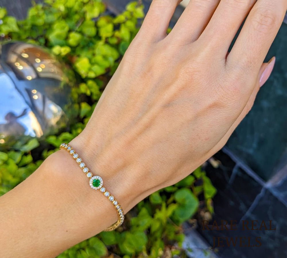 Luxury Emerald & Diamond Tennis Bracelet in 14K Yellow Gold – Round Emerald Halo Bracelet for Women