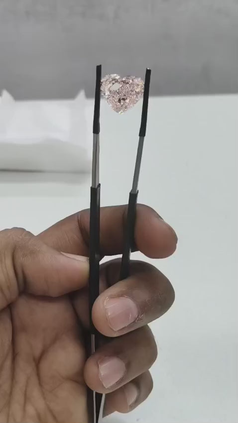 9.05 Ct Heart Cut Vivid Pink Lab Grown Diamond VVS2 IGI Certified Loose Fancy Pink Diamond for Engagement Ring