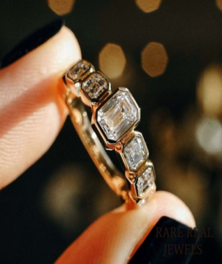 Yellow Gold Lab Grown Diamond Engagement Ring:  Bezel Shape